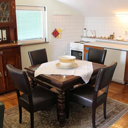 Apartman Bella *