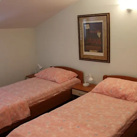 Apartman Bella *